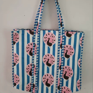 Wholesale Rate Premium Quality 100% Cotton Quilted Cotton <b>Fabric</b> Travel Shoulder Tote <b>Bag</b> for Women Summer Shopping <b>Bag</b> - Product Image 1