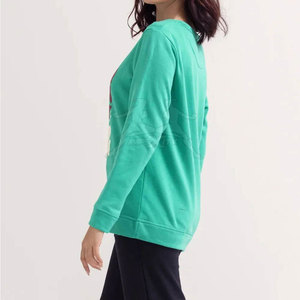 เสื้อสเวตเชิ้ตประสิทธิภาพสูง น้ำหนักเบา เนื้อผ้าเรียบลื่น เหมาะสำหรับการเคลื่อนไหวอย่างกระฉับกระเฉง เสื้อสเวตเชิ้ตพรีเมียมลำลองน้ำหนักเบา - Product Image 3