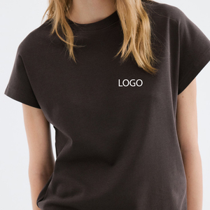 Design élégant et abordable, prix d'usine pour les acheteurs en gros, conception de haute qualité avec col rond, couleur unie, coupe tendance pour l'été. - Product Image 1