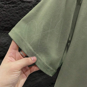 Camiseta de Algodón Extra Grande para Hombre con Logotipo Personalizado, Estilo Urbano Moderno, Color Sólido, Suave, Transpirable, Ecológica, de Secado Rápido, Cuello Redondo, Informal - Product Image 4