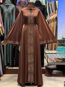 อาบายะห์แบบดั้งเดิมสีดำสไตล์ดูไบ ปี 2026 สำหรับผู้หญิงมุสลิมชาวตุรกีและซาอุดิอาระเบีย ผ้าโพลีเอสเตอร์ระบายอากาศได้ดี ใส่ได้ทุกฤดู ทั้งฤดูหนาว ฤดูร้อน และฤดูใบไม้ผลิ ความยาวระดับข้อเท้า - Product Image 3