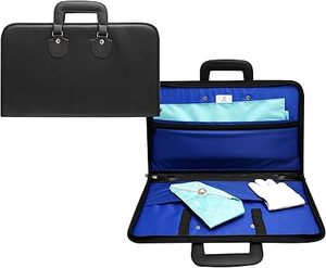 Étui Premium pour tablier et collier maçonniques Master Mason – Sac de transport en similicuir noir avec serrure et clé, doublure bleue - Product Image 2