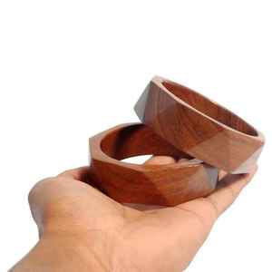 Brazalete de Madera de Lujo, Elegante y de Calidad, con el Mejor Diseño, Brazalete de Resina y Madera Vintage, Accesorio de Moda, Artesanía de Resina Natural - Product Image 4