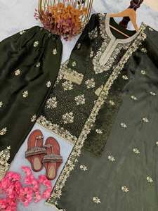 BLOSSOM FABRIC Tenue de fête/mariage moderne entièrement cousue prête à porter pour femme, Salwar Kameez en soie Chinon de haute qualité avec broderie - Product Image 6