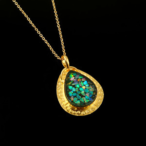 Collar con Colgante de Ópalo Doble Cultivado en Laboratorio, Gema con Juego de Color Vibrante, Joyería de Platino, Regalo Minimalista y Elegante para Ella - Product Image 3