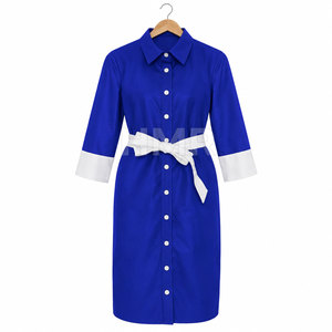 Robe chemise ajustée bleue brodée HMR Sorority Sisterhood Greek Apparel avec poignets contrastants blancs et ceinture - Product Image 5