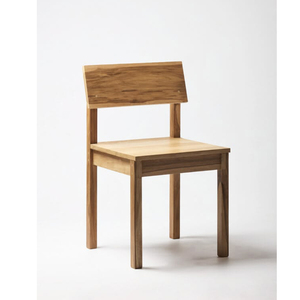 Silla de comedor tradicional de madera maciza con listones verticales y reposabrazos para uso doméstico - Product Image 3