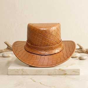 Sombrero de Vaquero de Cuero Repujado a Mano con Patrón de Cocodrilo, Diseño Personalizado Vintage Marrón, OEM por Advantage Impex - Product Image 1