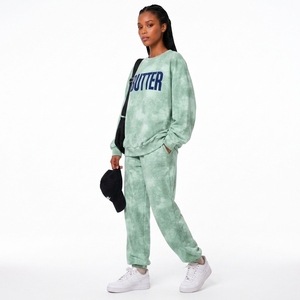 Ensemble de survêtement pour femme Butter, tie-dye vert, col rond, manches longues, coupe ample avec poches latérales, style décontracté automne - Product Image 1