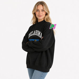 เสื้อสเวตเชิ้ตคอเต่าแบบมีลายปักตัวอักษรและแผนที่ OKLAHOMA เสื้อสเวตเชิ้ตคอเต่าแบบสั่งทำพิเศษ เสื้อสเวตเชิ้ตคอเต่าทรงโอเวอร์ไซส์ - Product Image 2