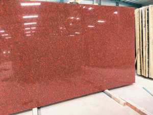 Dalle de granit rouge poli brillant, panneau de pierre naturelle pour sol, mur, plan de travail, usage intérieur/extérieur pour villas et hôtels - Product Image 1