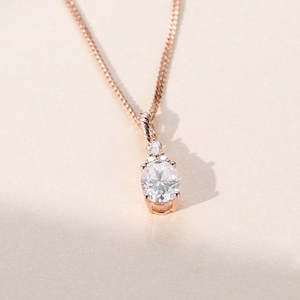 Pendentif élégant en diamant de laboratoire taille ovale avec chaîne, en or, or rose, or blanc, argent, certifié IGI, design raffiné pour femme - Product Image 3
