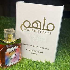 Parfum pour femme 50 ml, flacon en verre facetté, décoration nœud doré, longue tenue, notes fruitées et florales, vaporisateur décontracté, Floral Grace Eau de Parfum - Product Image 1