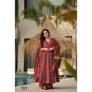 Nuevo diseñador 3 piezas hermoso impreso Kurti, parte inferior con la colección Dupatta superior e inferior PURE MASLIN con trabajo impreso digital - Product Image 1