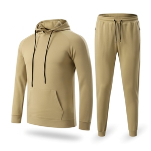 Trajes Deportivos Transpirables 100% Algodón con Diseño Liso Teñido, Ligeros, de Color Sólido y Totalmente Personalizables para Hombre - Product Image 1