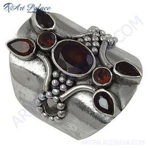 Anillo de cóctel Art Palace de plata 925 con piedra granate, engaste de bisel vintage, diseño geométrico unisex - Product Image 2