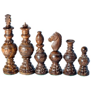 Jeu d'échecs artisanal en bois de teck |   Jeu de société artisanal sculpté de Moradabad - Product Image 2
