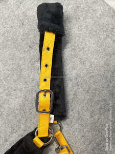 2023 Offre Spéciale cheval équestre réglable doux noir polaire rembourré en Nylon licou cheval corde de plomb OEM/ODM Options de personnalisation - Product Image 4