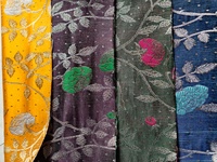 Tissu brocart floral multicolore