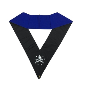 Cuello de camarero personalizable azul Royal Blue Lodge con ribete plateado, cuentas bordadas a mano y cierre de velcro - Product Image 1