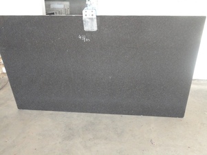 Grande dalle de granit noir poli SILO JBP4, panneau de pierre naturelle contemporain, qualité supérieure, garantie à vie pour les murs d'hôtel - Product Image 6