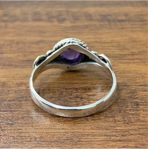 Anillo con Marco de Plata 925 de Diseño Moderno con Gema de Amatista, Joyería Elegante y con Estilo, Colección al por Mayor - Product Image 4