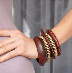 Brazaletes de Madera Elegantes e Impermeables de Alta Calidad para Damas, Joyería de Brazalete de Madera Pulida, Colores Personalizados para Uso Cultural Moderno - Product Image 2