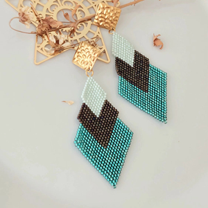 Pendientes de Cuentas con Envío Rápido, Pendientes de Cuentas con Acabado Liso, Pendientes de Cuentas al Por Mayor a Precio de Fábrica - Product Image 1