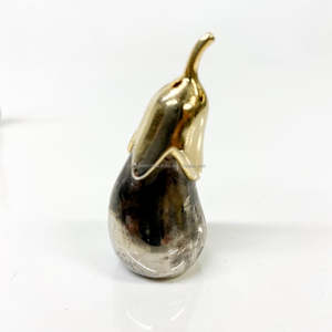 Salière et poivrière au design classique Argenterie en métal au design Brinjal poli or Shaker parfait pour les légumes et la vaisselle - Product Image 5