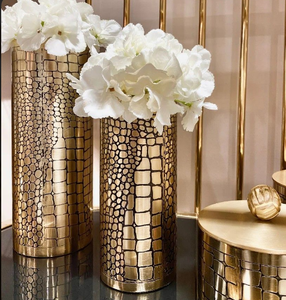 Florero de Metal Vintage, Maceta con Acabado Dorado Agrietado, Floreros Modernos para Decoración de Bodas y Fiestas a Precio Accesible - Product Image 1