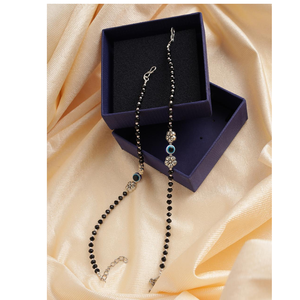 Tobillera de Calidad de Exportación con Cuentas Azules y Cadena Ajustable, Joyería Protectora para Uso Diario, Disponible para la Venta - Product Image 1