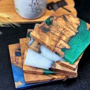 Regalo de inauguración para casa o apartamento nuevo: Posavasos creativos de resina y madera, estilo moderno, de madera y resina epoxi. - Product Image 3