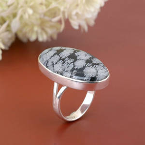 Bague en argent sterling 925 faite à la main, bague en obsidienne flocon de neige blanc noir, bague en obsidienne à la main avec lunette simple - Product Image 4