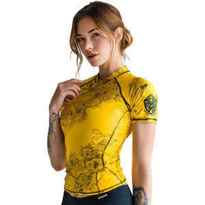 Camiseta de Protección Solar Estampada para Mujer, Ropa de Playa, Camiseta Ajustada Estampada de Manga Corta para Mujer - Product Image 1