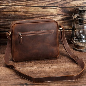 Bolso para portátil de cuero genuino hecho a mano, marrón, estilo mensajero, ligero, de alta calidad, el mejor bolso para portátil de cuero. - Product Image 5