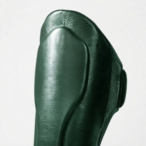 Waterproof Leather <b>Shin</b> <b>Guards</b> for Muay Thai Kickboxing <b>MMA</b> Training with Professional Protection - Product Image 3