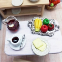 Maison de poupée miniature 1:12 Temps du petit-déjeuner - Accessoires en résine et argile DIY multicolores pour les 14 ans et plus