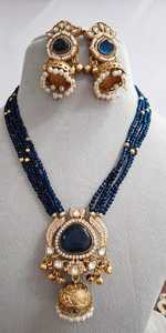 Collier Mala de qualité supérieure avec de magnifiques Jhumkas, ensemble de colliers traditionnels indiens, parfait pour les mariages, les occasions festives - Product Image 6