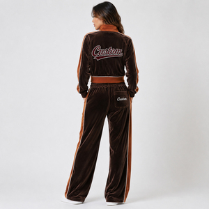 Chándal de terciopelo personalizado para mujer, manga larga, con cordón ajustable, estampado de letras en la parte delantera, corte holgado, alta calidad, informal, de invierno, ecológico, liso. - Product Image 4
