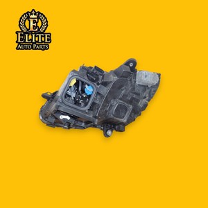 ไฟหน้ามือสองสำหรับรถยนต์ C-class ด้านขวา รุ่น A2059068002 - Product Image 2