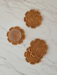 Ensemble de sous-verres en rotin tissé à la main, écologique, idéal pour la maison, le café et le bureau, matériau naturel de luxe - Product Image 1