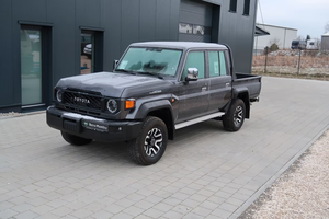 Toyota Land Cruiser GDJ79 DOKA Z 2.8L Diésel, Camioneta Doble Cabina 4x4, Nueva, Todoterreno de Alta Resistencia, Calidad de Exportación - Product Image 2