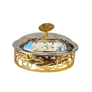 Plat à chafing classique et durable en acier inoxydable rond avec couvercle et support à combustible pour mariages, traiteur et hôtellerie - Product Image 2