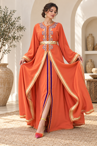 Caftan marocain Mishkat Couture corail orange avec broderie or violet, manches longues, ceinture or massif, maxi en velours prune respirant - Product Image 5