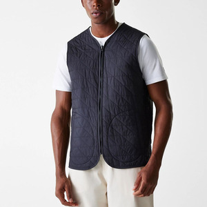 Veste unisexe noire vintage avec col montant, gilet matelassé en losanges amovible à l'intérieur, écologique, imperméable et coupe-vent - Product Image 4