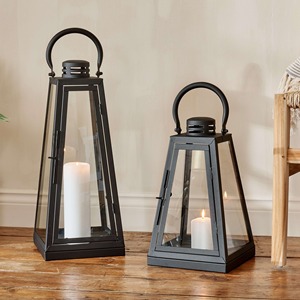 Farol Metálico Decorativo de Diseño Audaz, Portavelas para Decoración Moderna del Hogar, Interior y Exterior, y para Regalos - Product Image 1