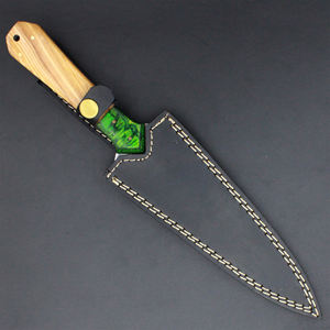 Cuchillos de caza construidos con una superficie texturizada en el mango para un agarre estable en climas fríos, cuchillos de caza para uso en campo. - Product Image 3