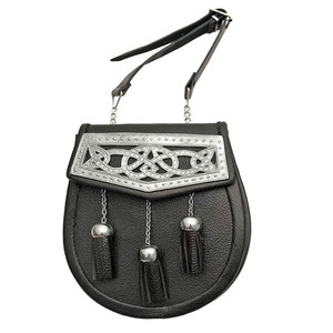 Sporran Escocés de Cuero Genuino con Diseño Celta Plateado de 8 Pulgadas, con 3 Borlas y Cadena para Cinturón - Product Image 1