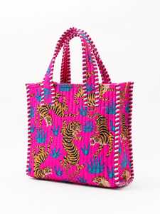 Sac fourre-tout en toile matelassée à imprimé tigre Veer Handicrafts avec poignées rayées, fermeture éclair, style tendance, utilisable toute l'année - Product Image 2