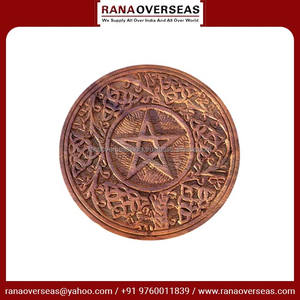 Tuile d'autel en bois à suspendre de qualité supérieure Pentagramme sacré et décor Triquetra à un prix abordable d'un grossiste de confiance - Product Image 3